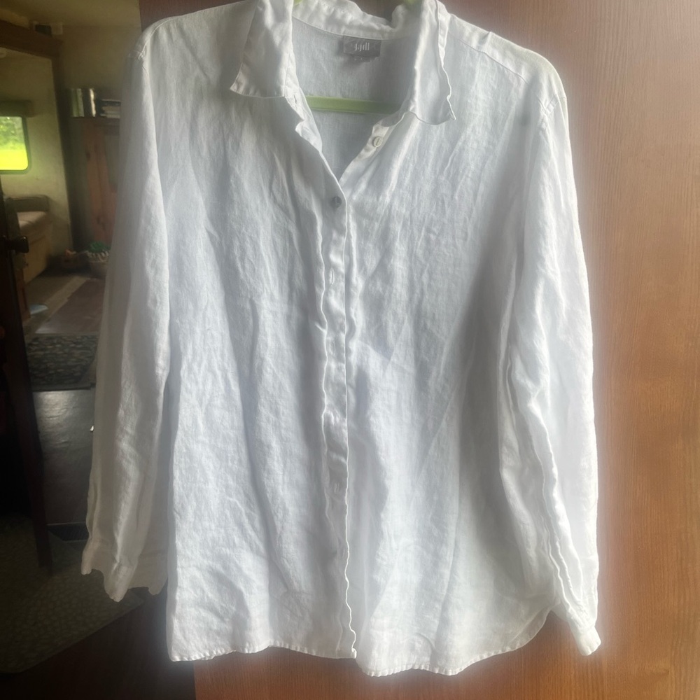 J Jill 100% linen button down shirt
